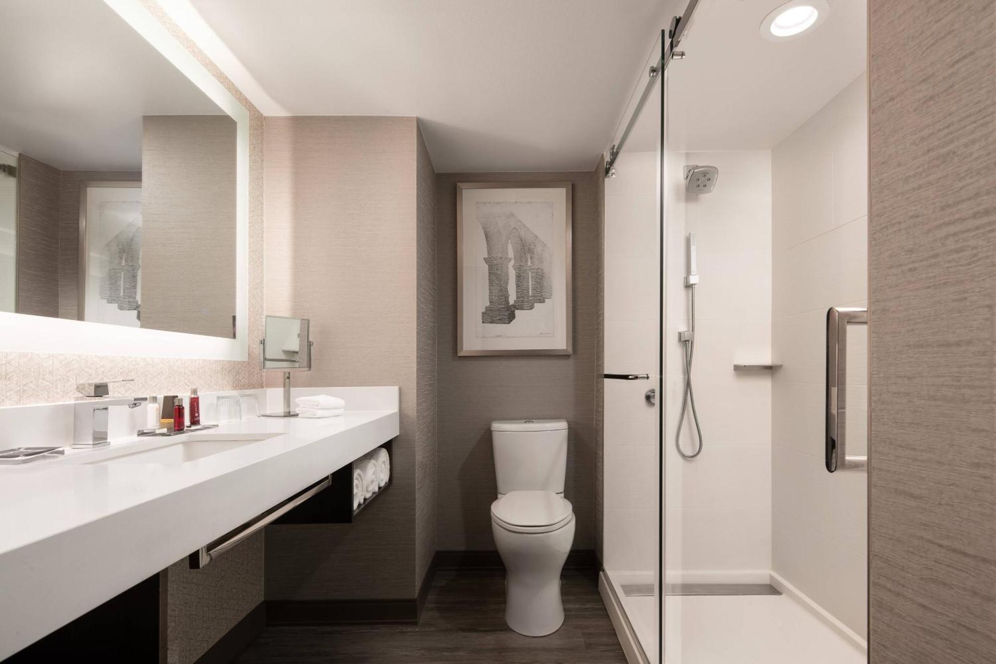 Marriott Riverside At The Convention Center Экстерьер фото