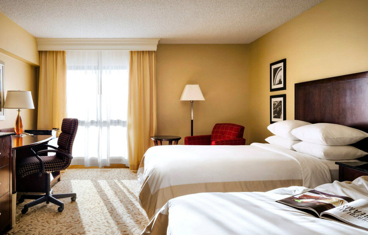 Marriott Riverside At The Convention Center Экстерьер фото